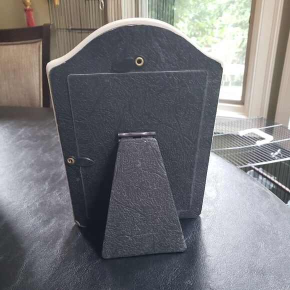 Vintage Hallmark Porcelain Picture Frame - Picture 3 of 4